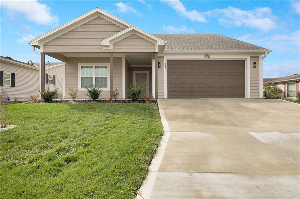 413 NE Poplar Court — photo