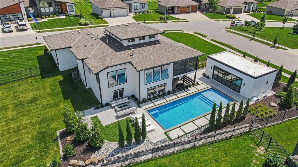 2131 NW Palisades Drive — photo