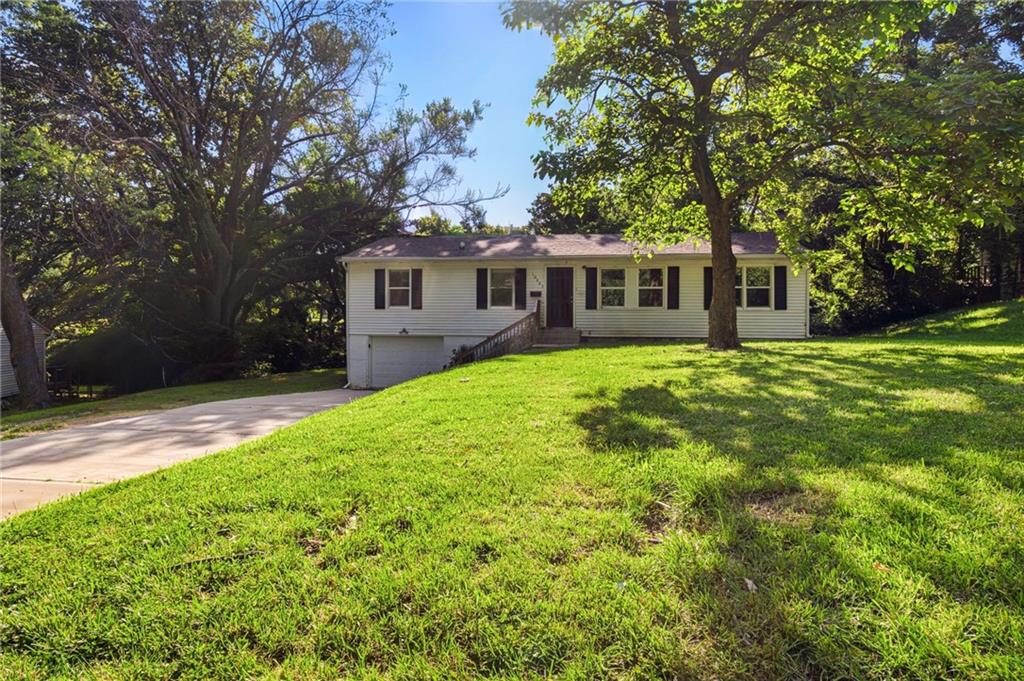 10405 Richmond Avenue — photo