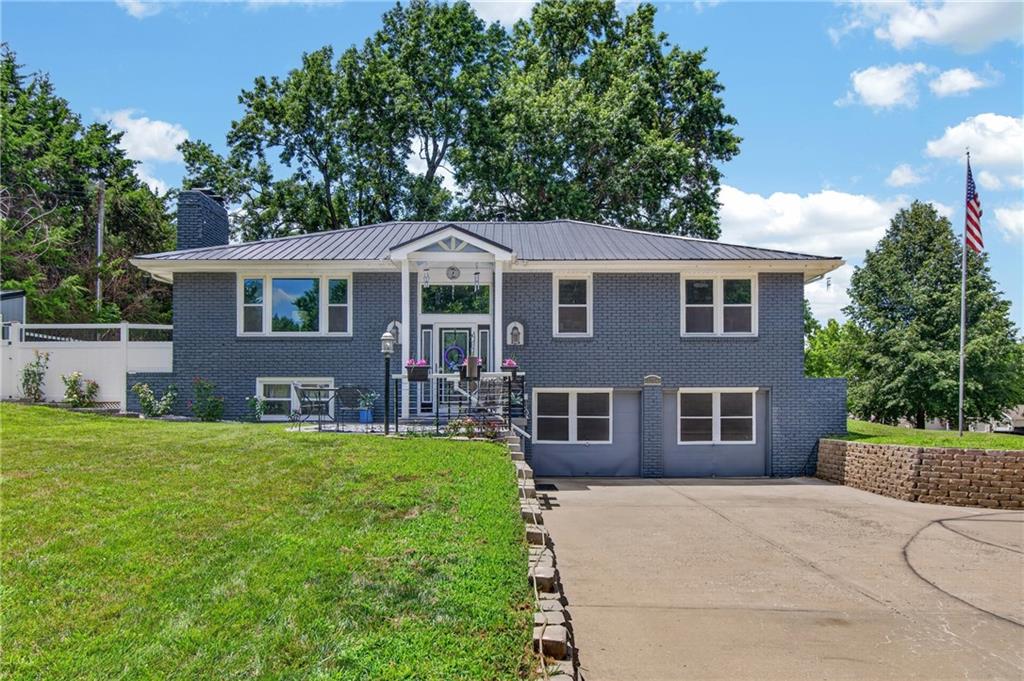 3204 SW Shadow Brook Drive — photo