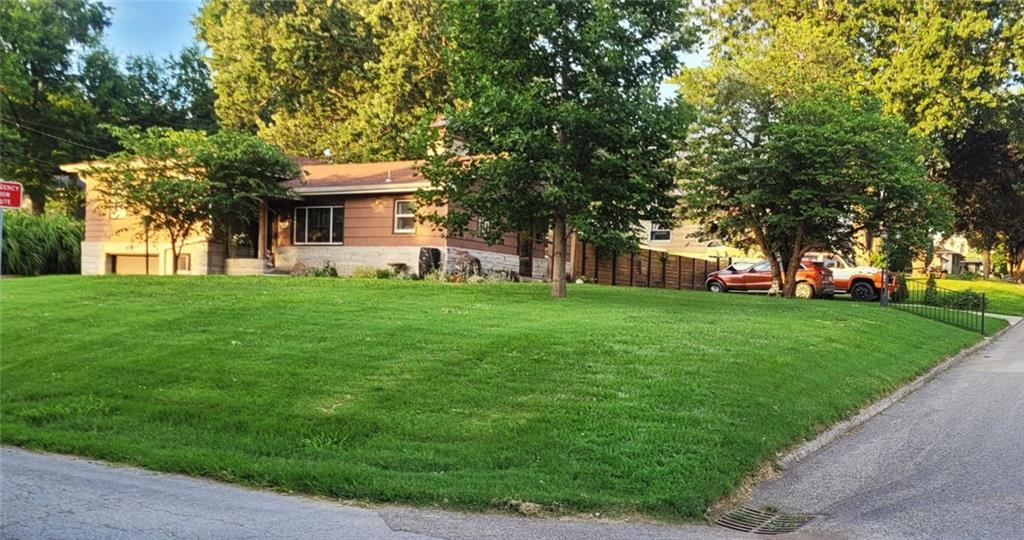 3601 Doniphan Avenue — photo