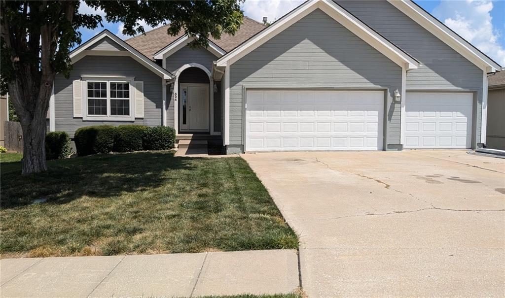 324 NE Woodbury Drive — photo