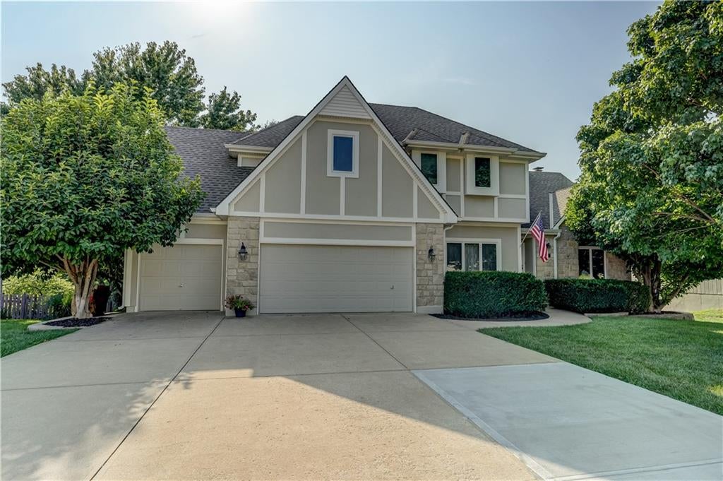 512 Canterbury Lane — photo
