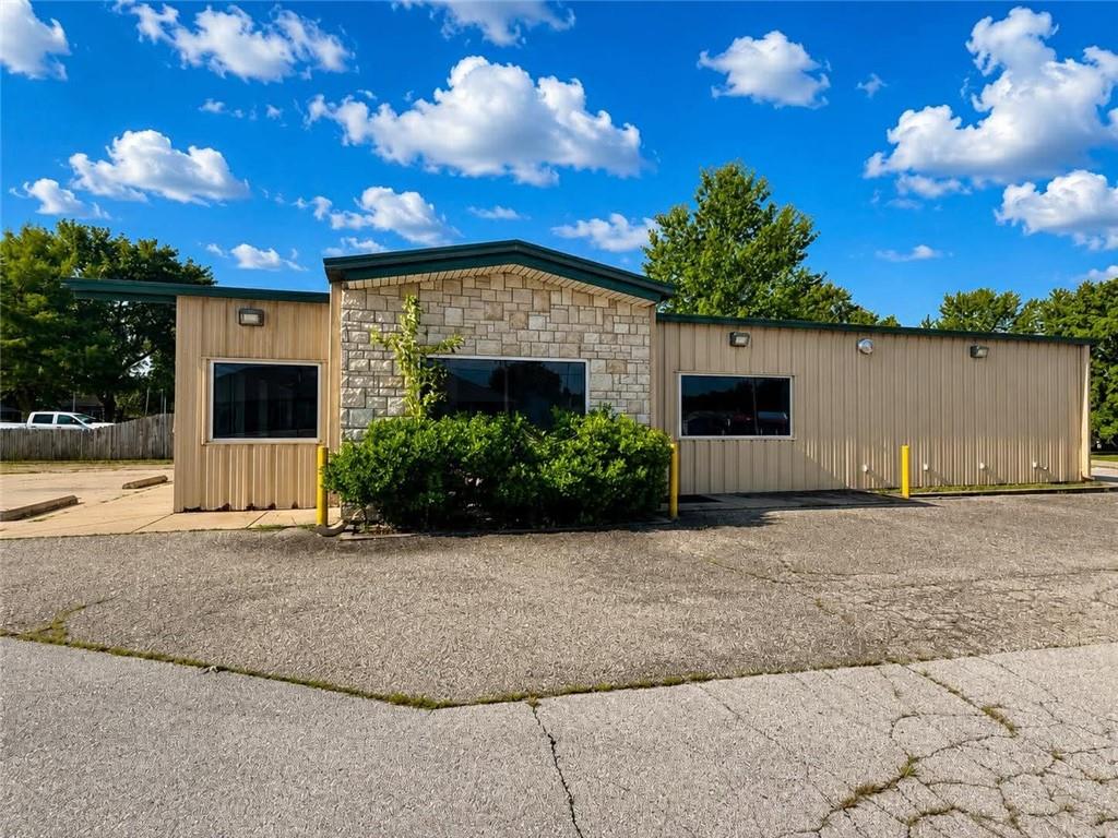 205 W Saint John Street — photo