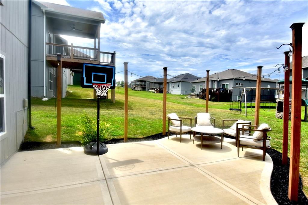 2152 Hay Market Court — photo