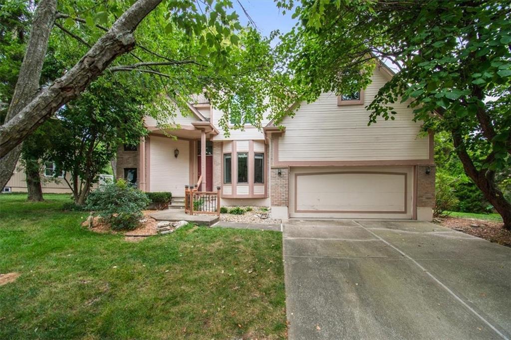 2823 S Stoneridge Drive — photo