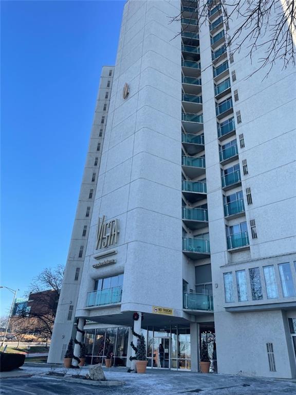3838 Rainbow Boulevard 602 — photo