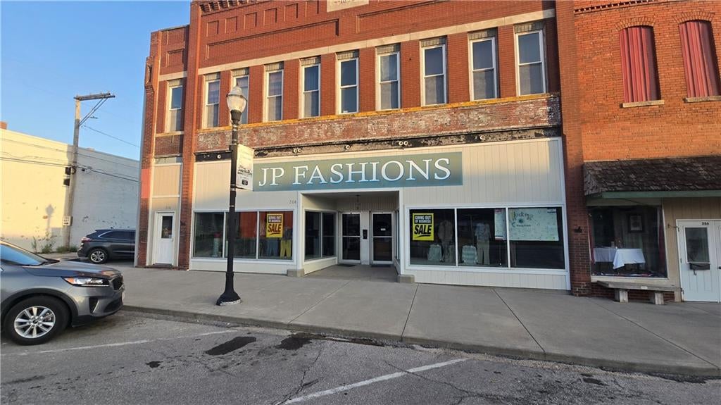 208 E 3rd Street, Cameron, MO 64429 — photo 2