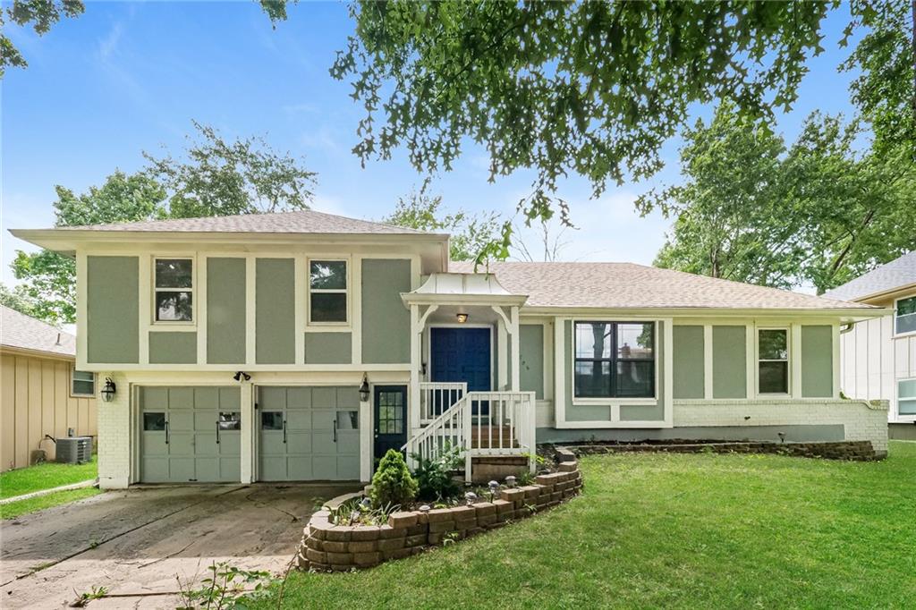 12708 Sycamore Avenue — photo