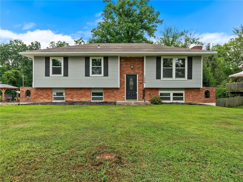 1229 Michele Drive — photo