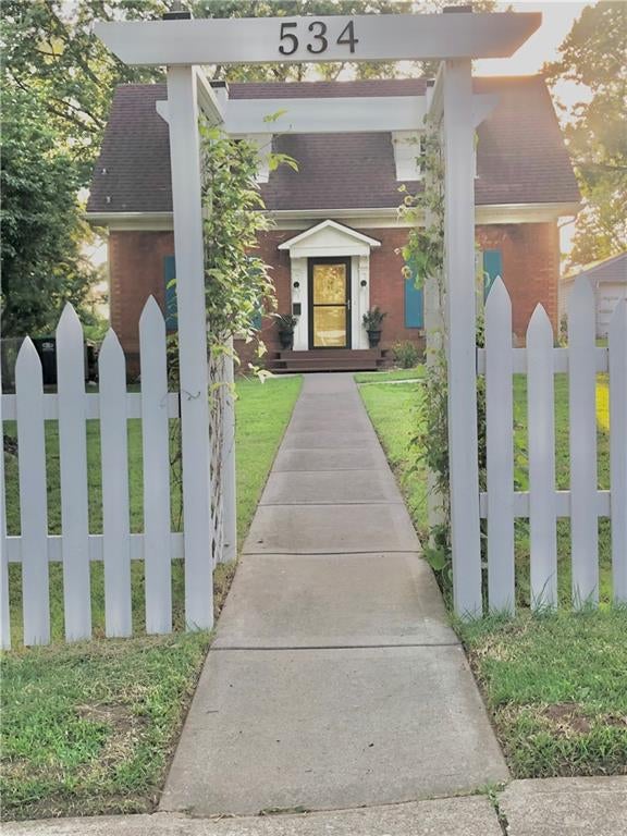 534 S Huttig Avenue — photo