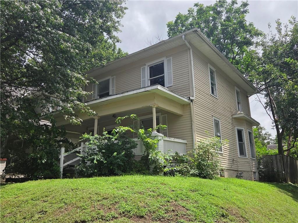 2902 Lafayette Street — photo