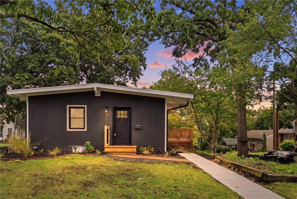 1414 Park Court — photo
