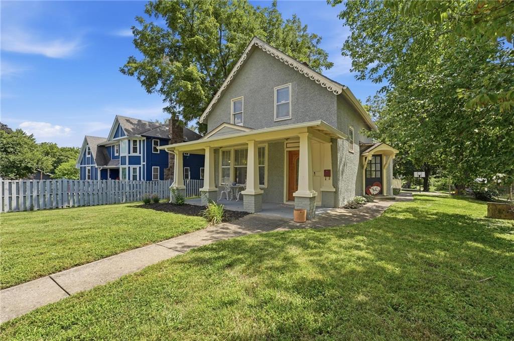 812 Cedar Street — photo