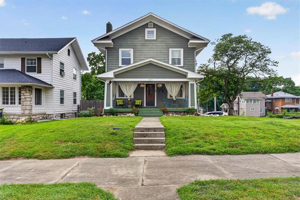 301 N Van Brunt Boulevard — photo