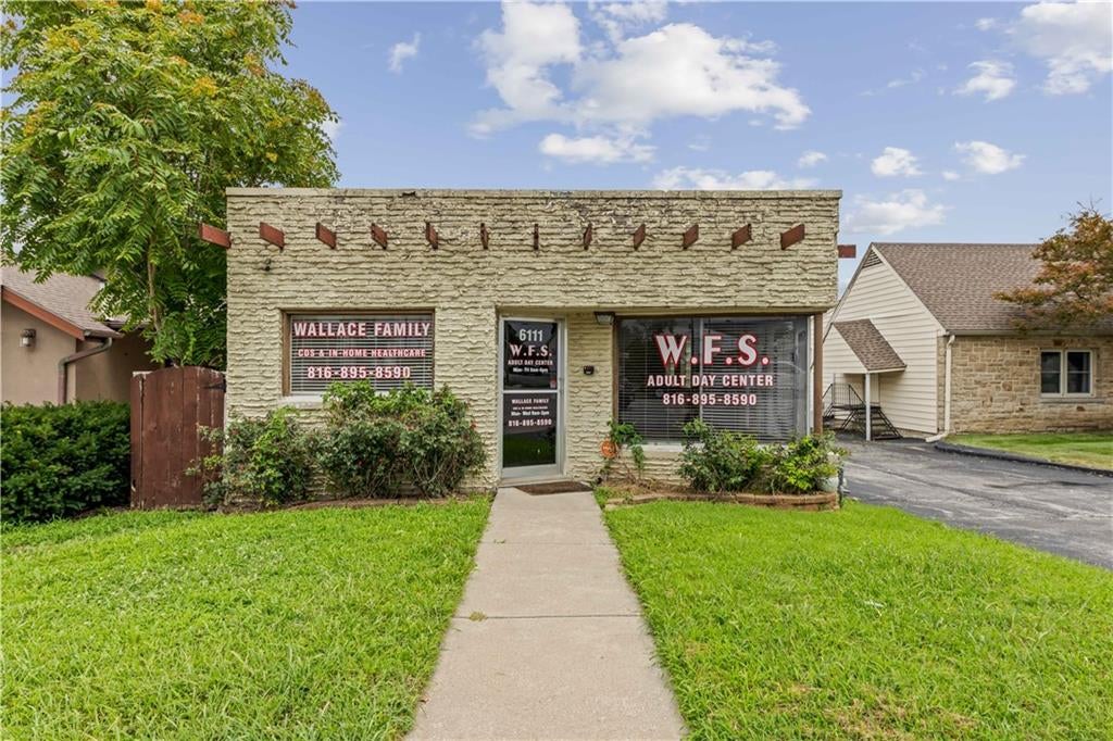 6111 Blue Ridge Boulevard — photo