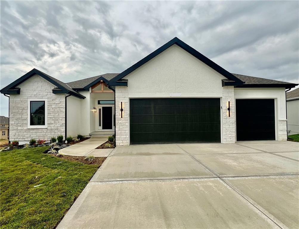 528 Skyview Lane — photo
