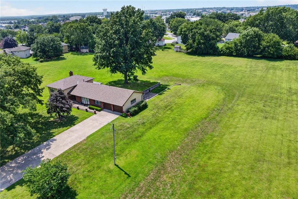 16904 Kentucky Road — photo