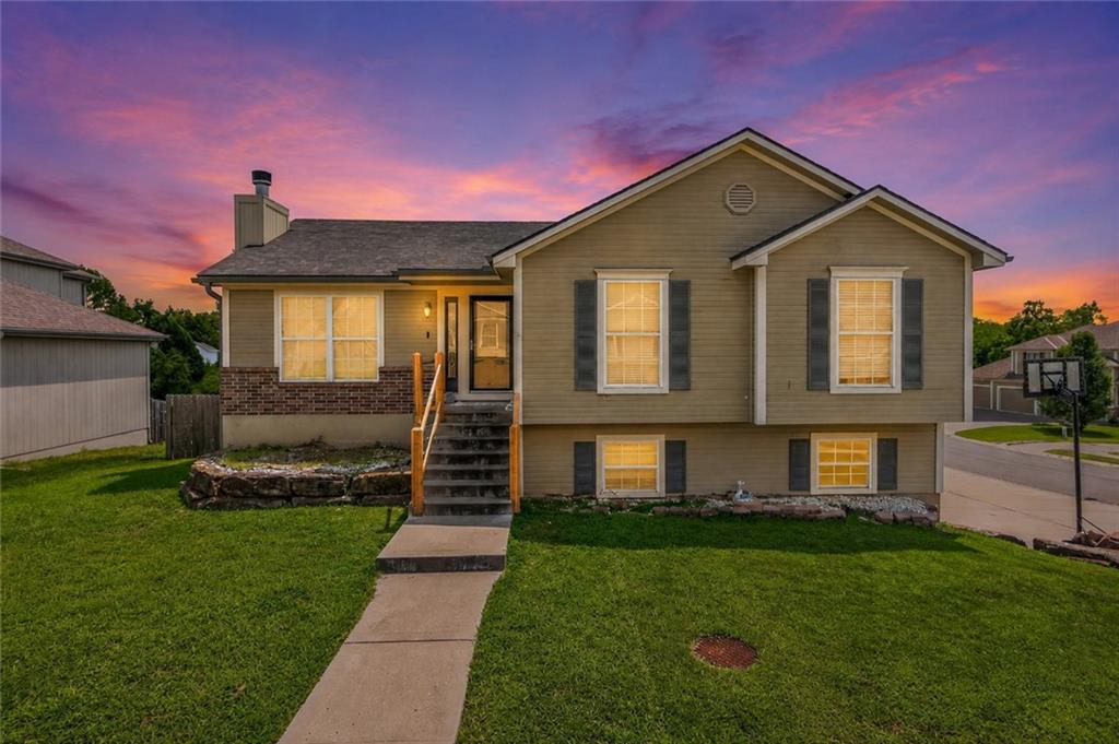 2021 Buckeye Court — photo