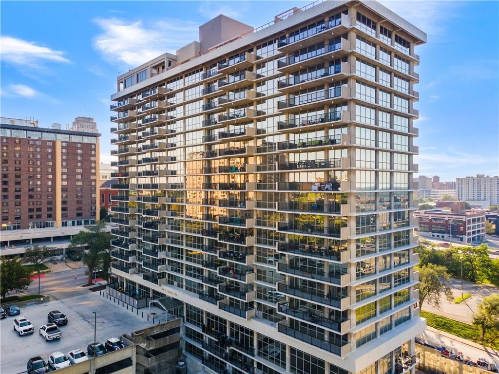 600 E Admiral Blvd Boulevard 407 — photo