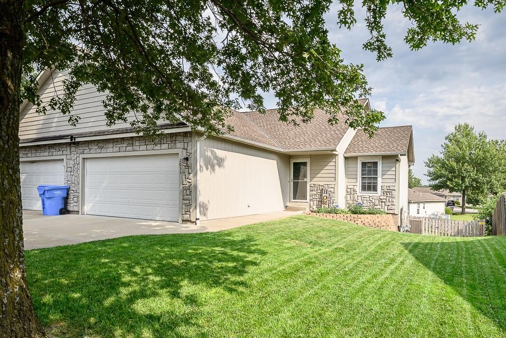 2035 Rock Creek Court — photo