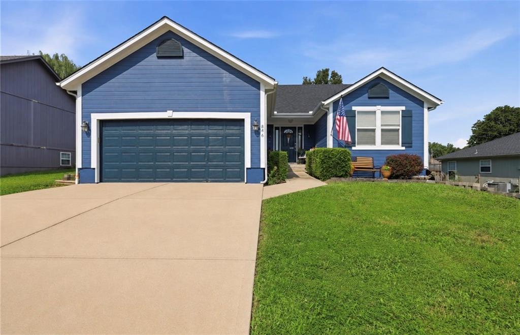 846 SW Country Hill Drive — photo