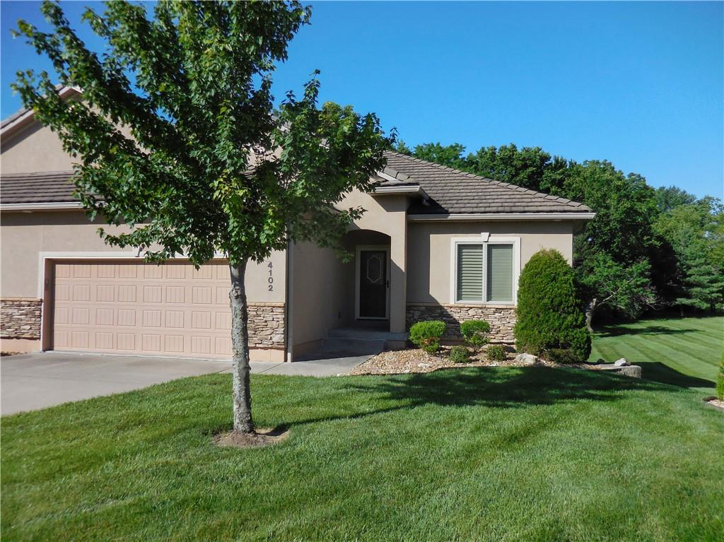 4102 NE Chapel Manor Court — photo