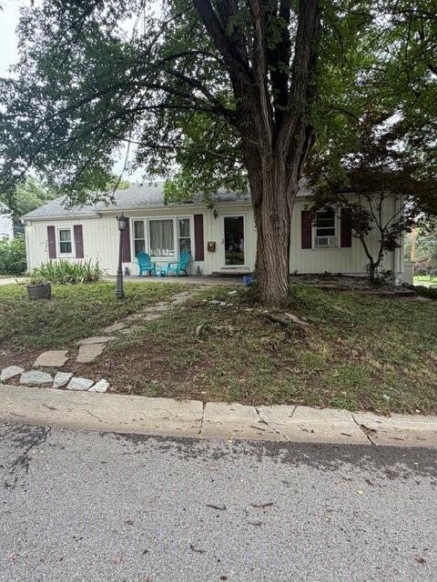 2701 Southeast Trail — photo