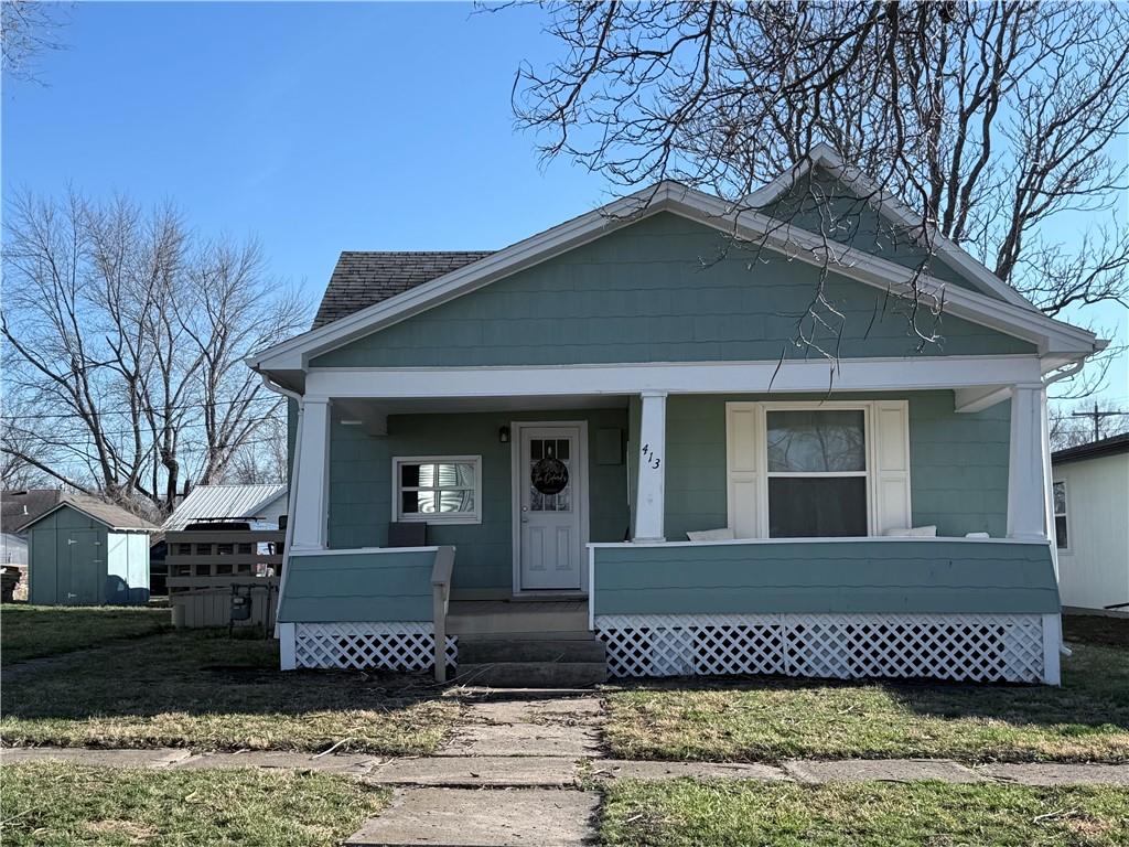 413 W 1st Street — photo