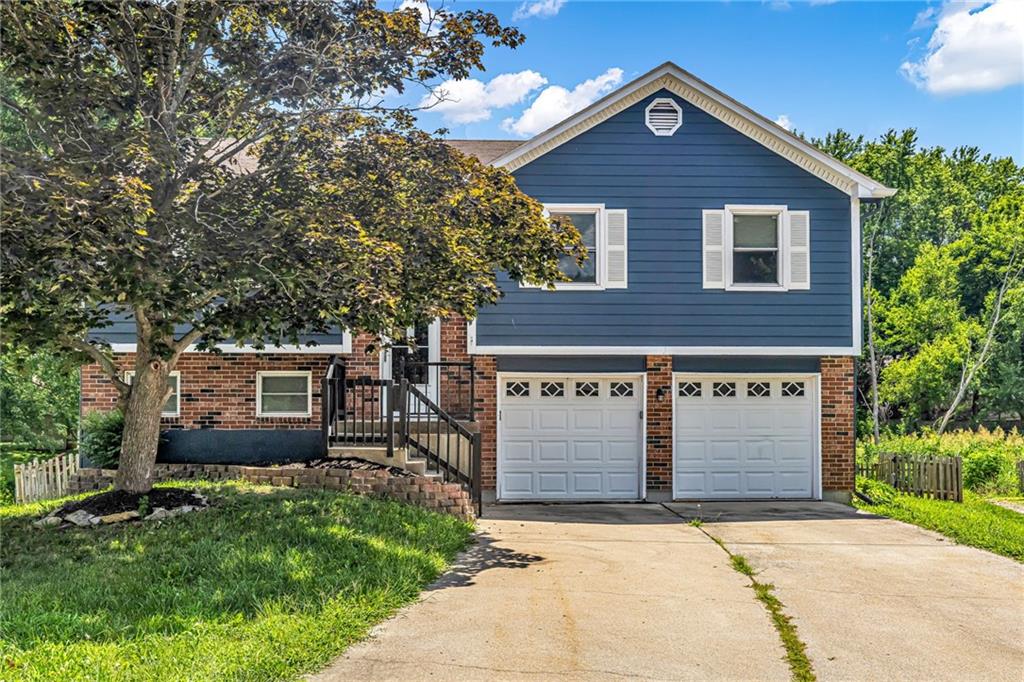 405 SE Onyx Circle — photo