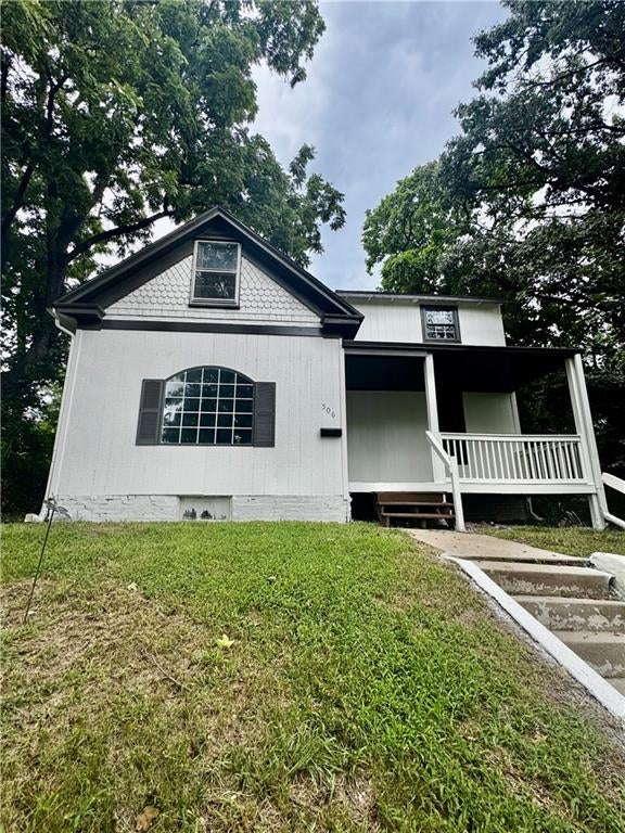 605 Harmon Street — photo