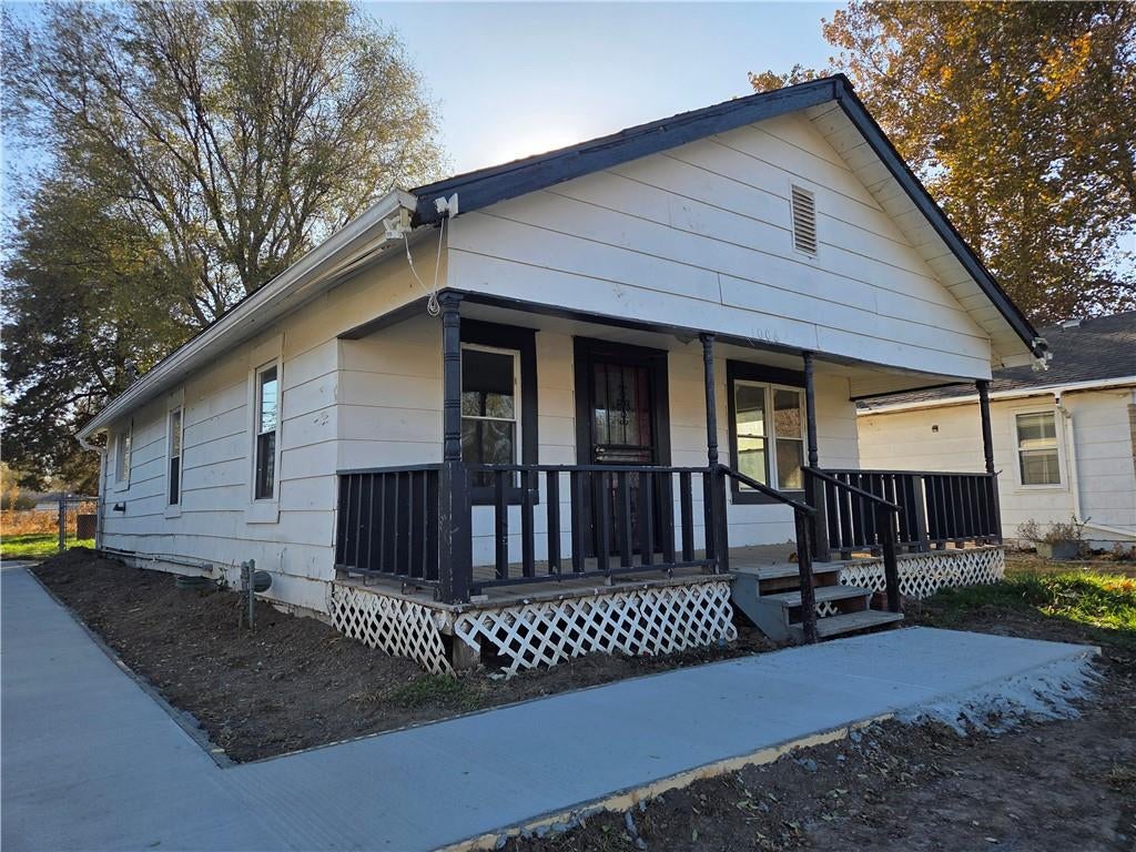 1006 W Cliff Street — photo