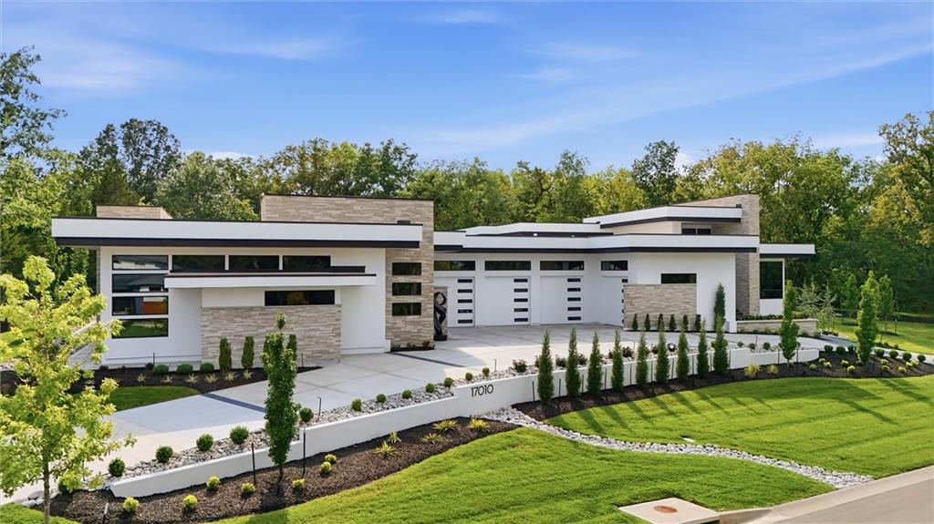 17010 Wallace Way — photo