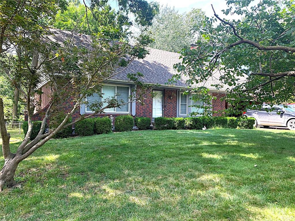 1705 NW Willow Circle — photo