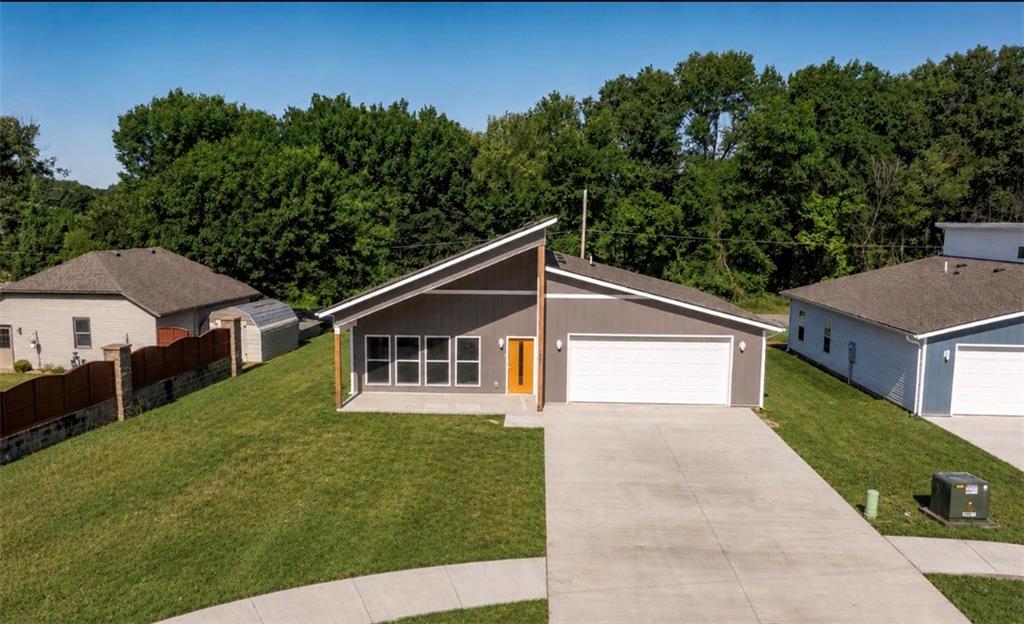 1501 Ashton Way — photo