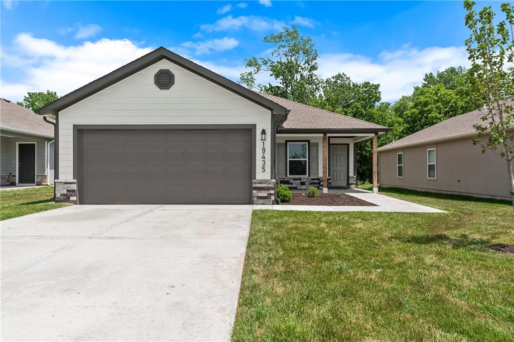 435 Valley View Drive — photo