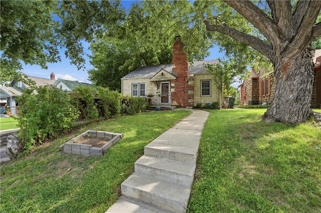 4201 Roanoke Road — photo
