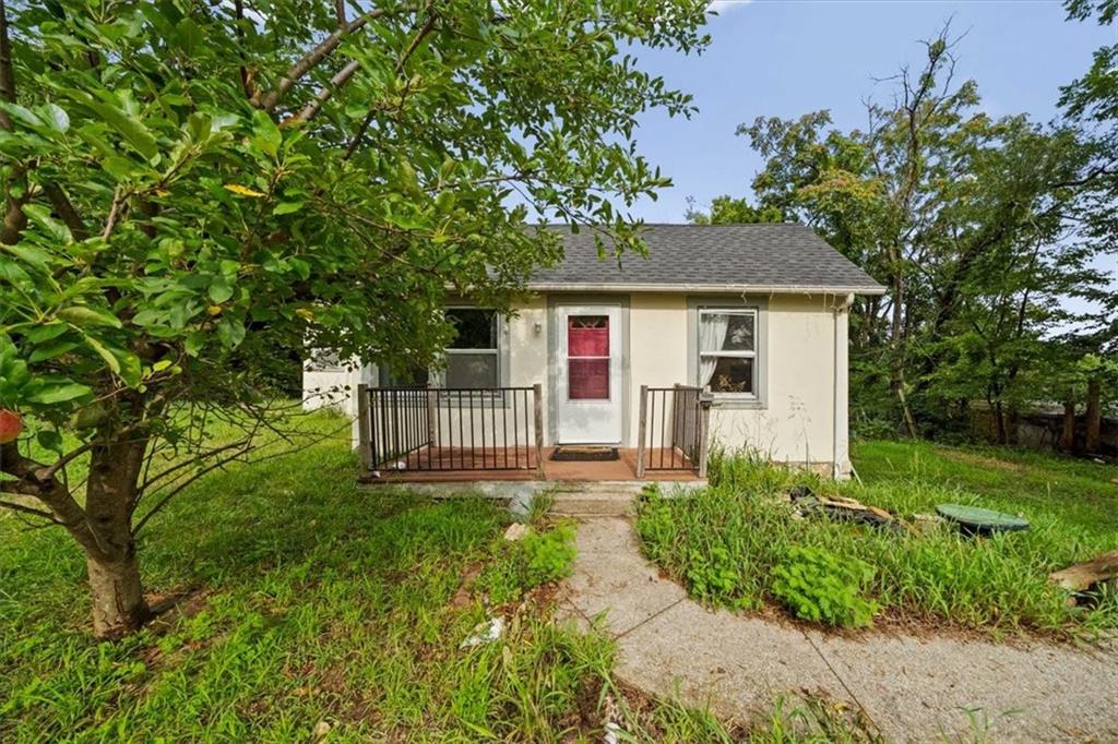 103 Ash Street — photo