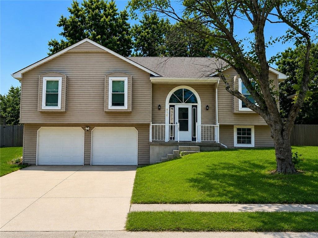 416 NE Fox Trail Drive — photo