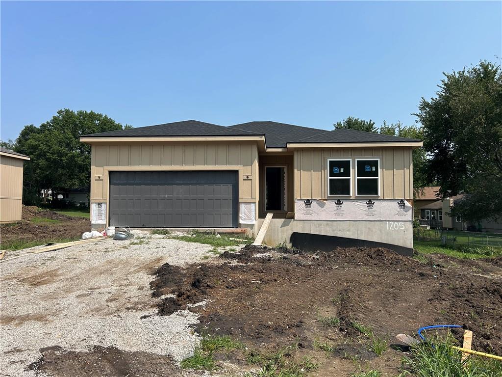 1205 Matthes Lane — photo