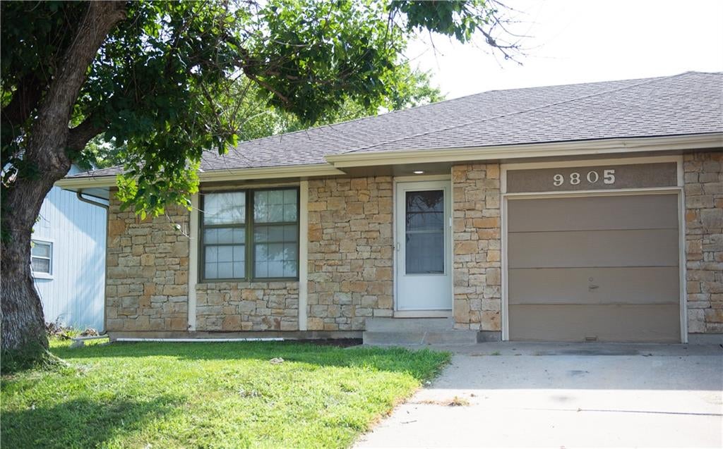 9805 View High Drive — photo