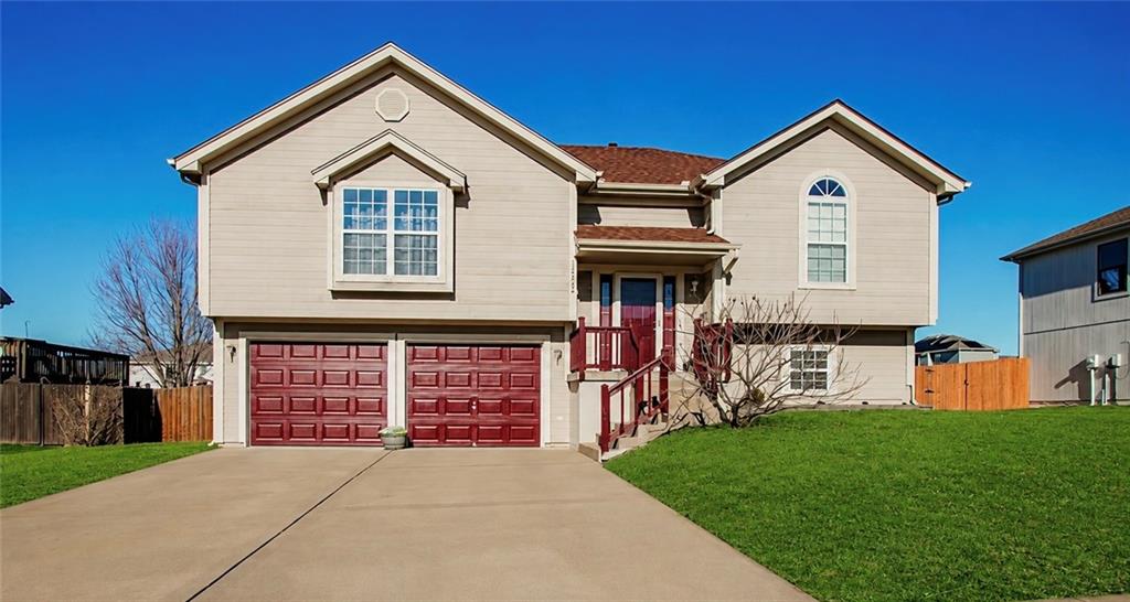 12204 White Oak Street — photo