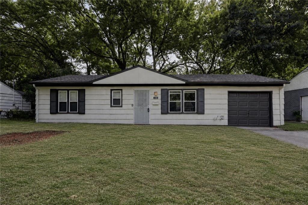 11303 Donnelly Avenue — photo