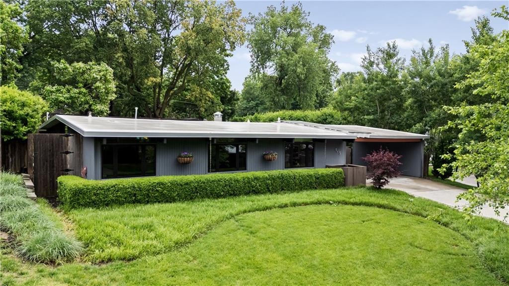 9805 Aberdeen Drive — photo