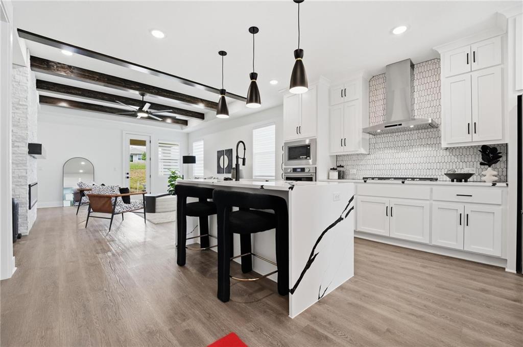1219 Saddle Court — photo