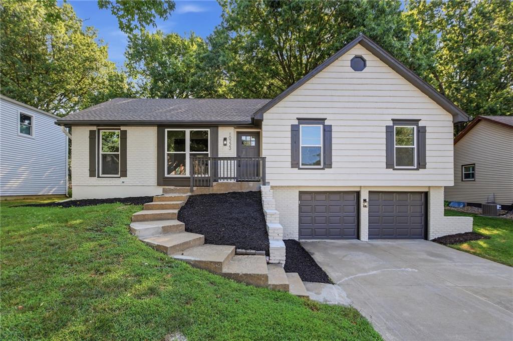 10223 Rosehill Road — photo