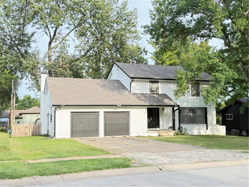 12813 Craig Avenue — photo