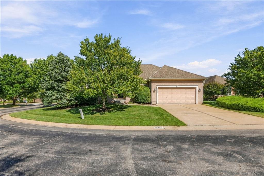 14325 Manor Court — photo