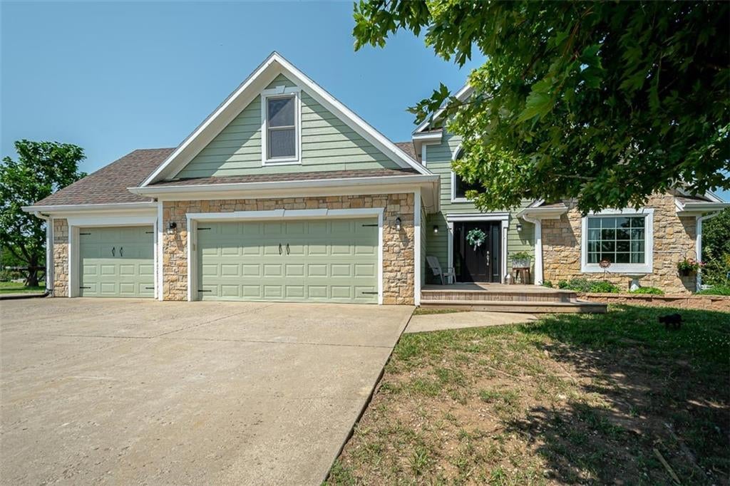 1581 Shawnee Road — photo