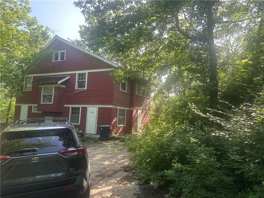 5814 Eastwood Court — photo